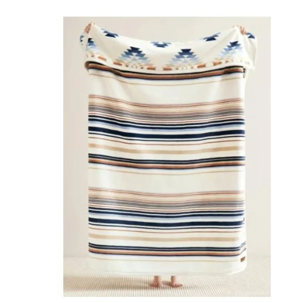 Pendleton Home Reversible Plush Throw Savanna Stripe - Picture 3 of 3